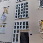 Romana