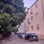 Apartamento Romana *