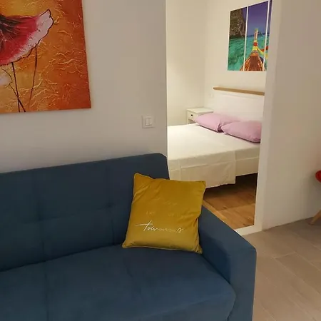 Apartment Romana *