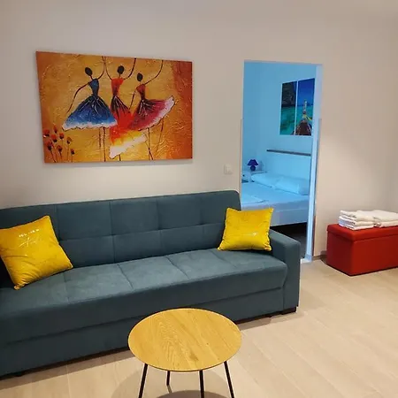 Romana Apartmán *